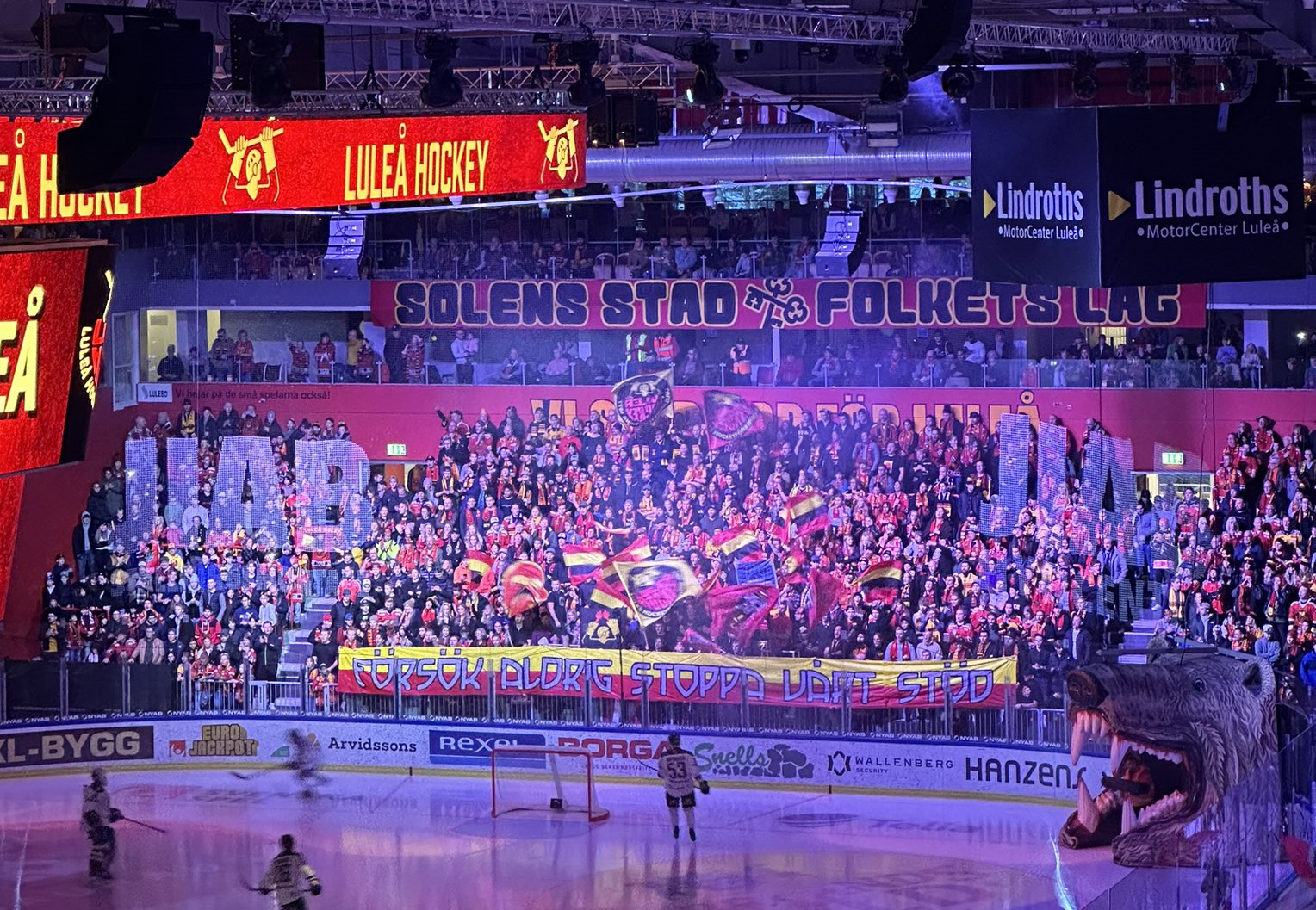 Det här är vad protesten mot flaggförbudet handlar om.